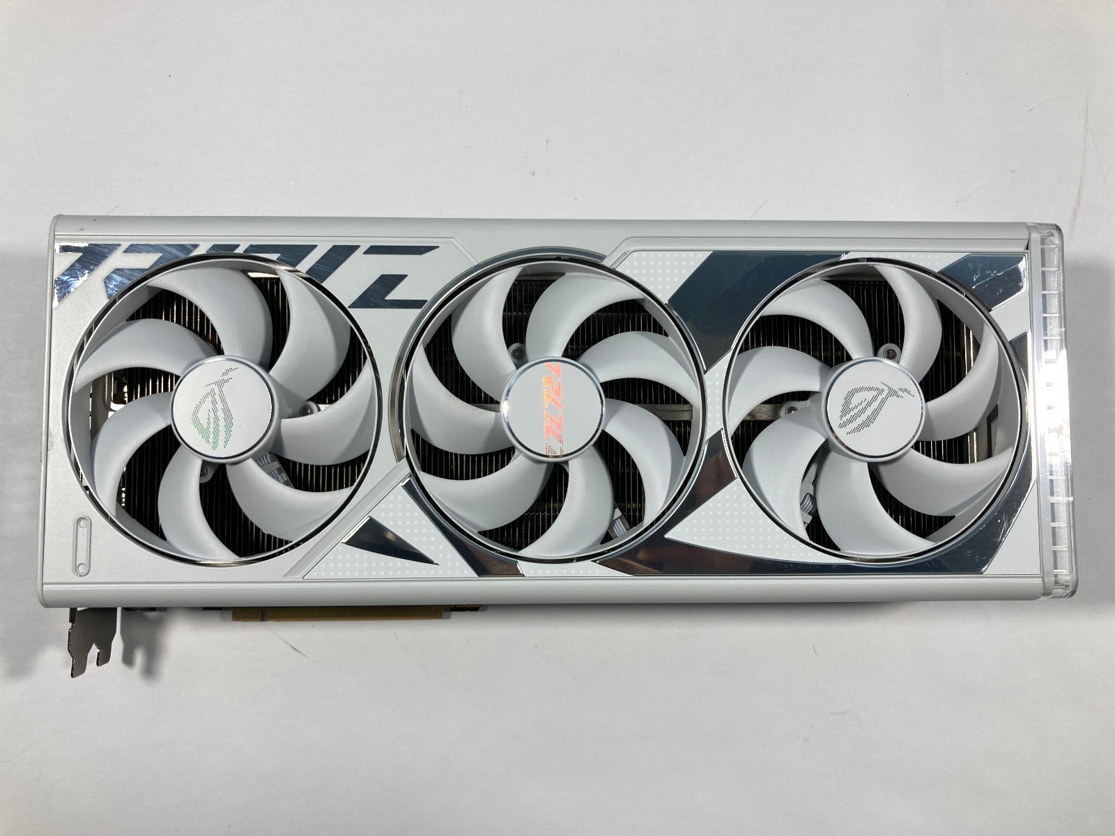 BH 2+1 할인 혜택 ASUS ROG Strix RT - Rtx 4090 24Gb Gddr6X 리뷰 및 가격