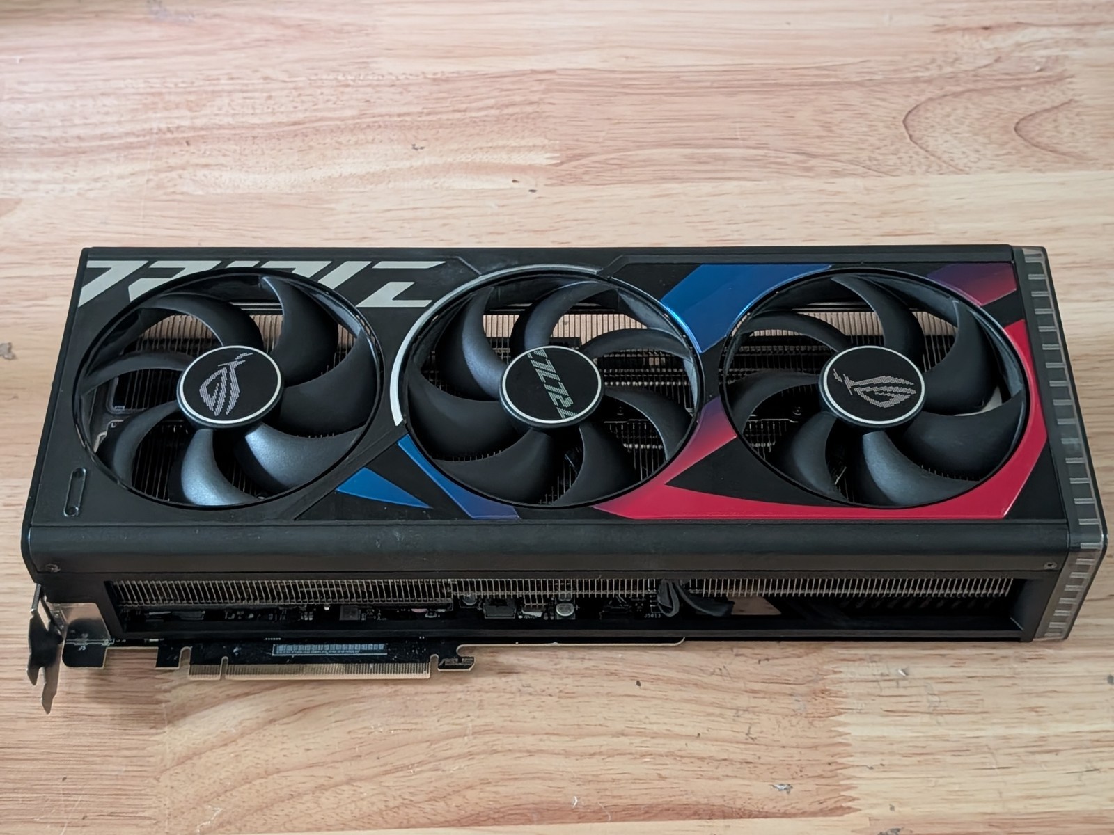BH 최고의 제안 ASUS ROG Strix GeFor - Rtx 4090 24Gb Gddr6X 리뷰 및 가격