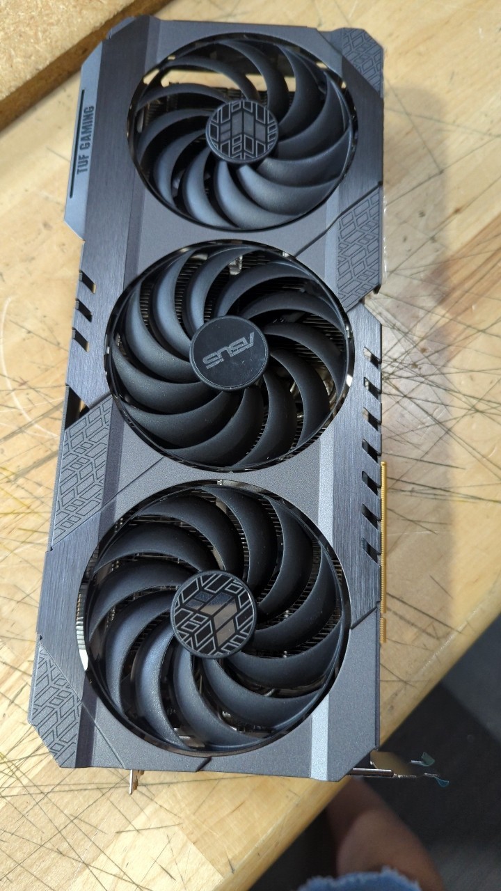 BH 부품 특가: Asus GeForce RTX 409 - Rtx 4090 24Gb Gddr6X 리뷰 및 가격
