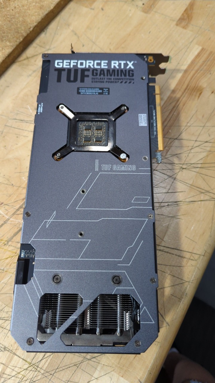 BH 부품 특가: Asus GeForce RTX 409 - Rtx 4090 24Gb Gddr6X 리뷰 및 가격
